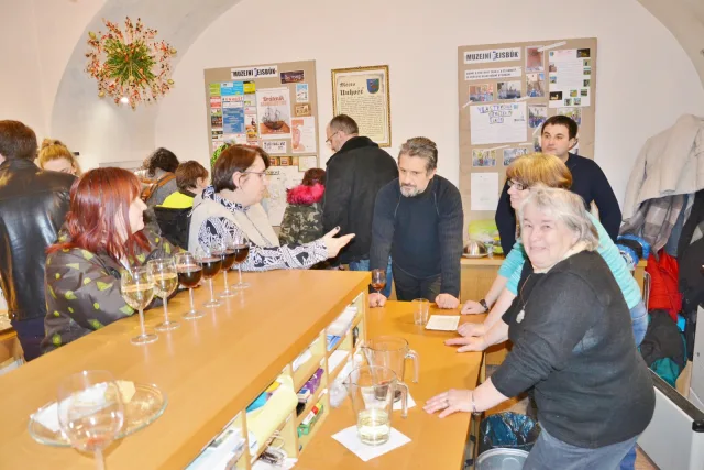 vernisáž výstavy Dráteník Jaroslav Frk v Unhošti