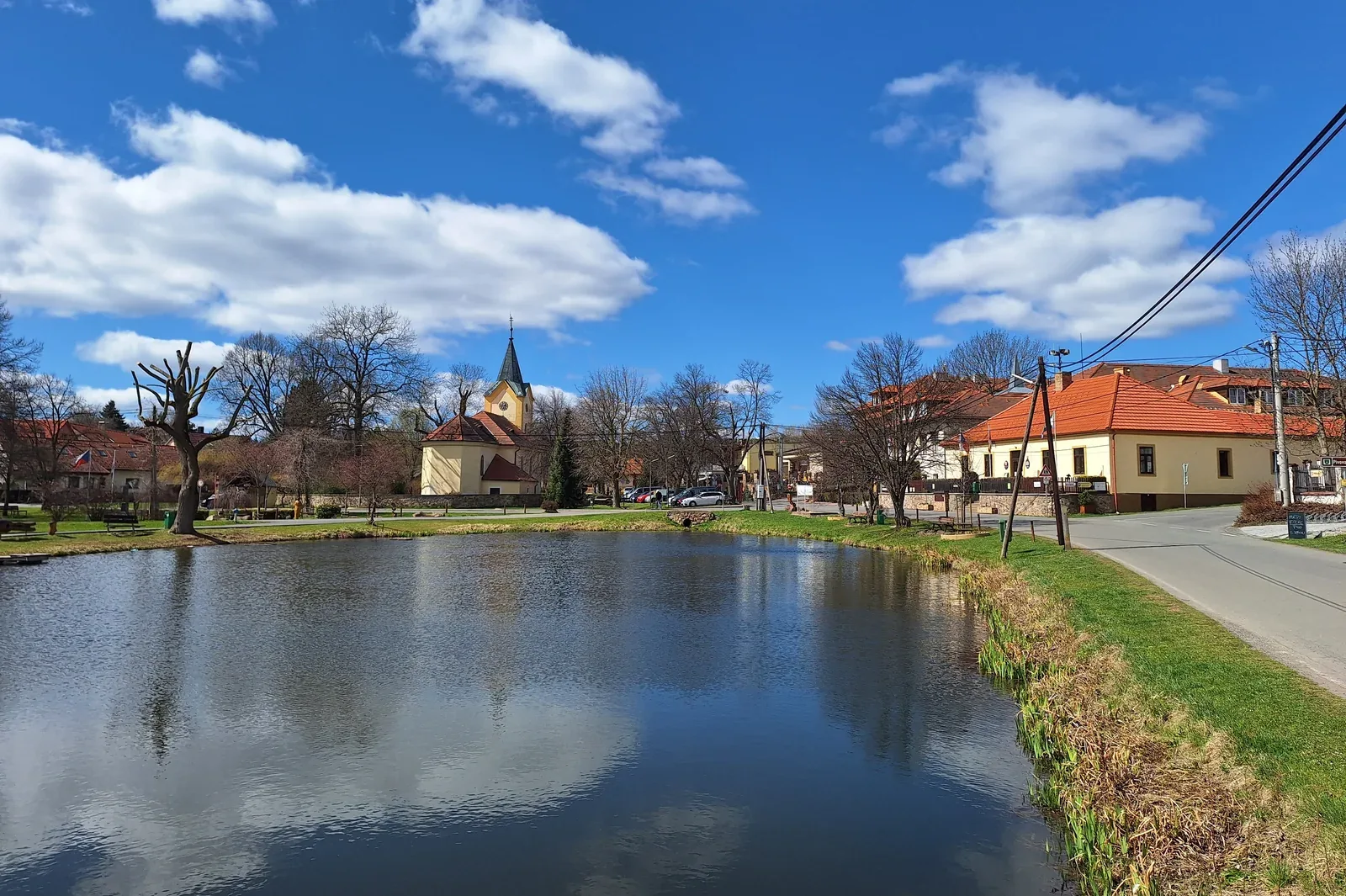 setkání spolku Dráteník v Kytíně, v Kovárně pro radost
